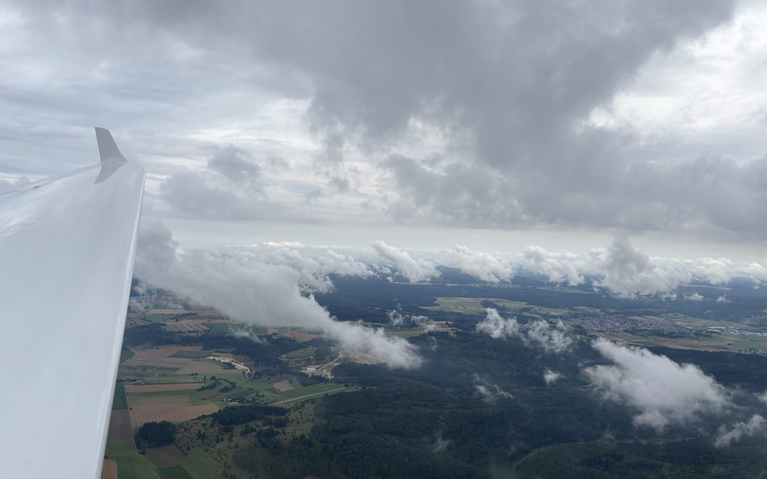 Fliegen statt Schule – Projektttage am Flugplatz